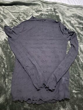 AE Long-Sleeve Mock Neck Mesh Bow T-Shirt